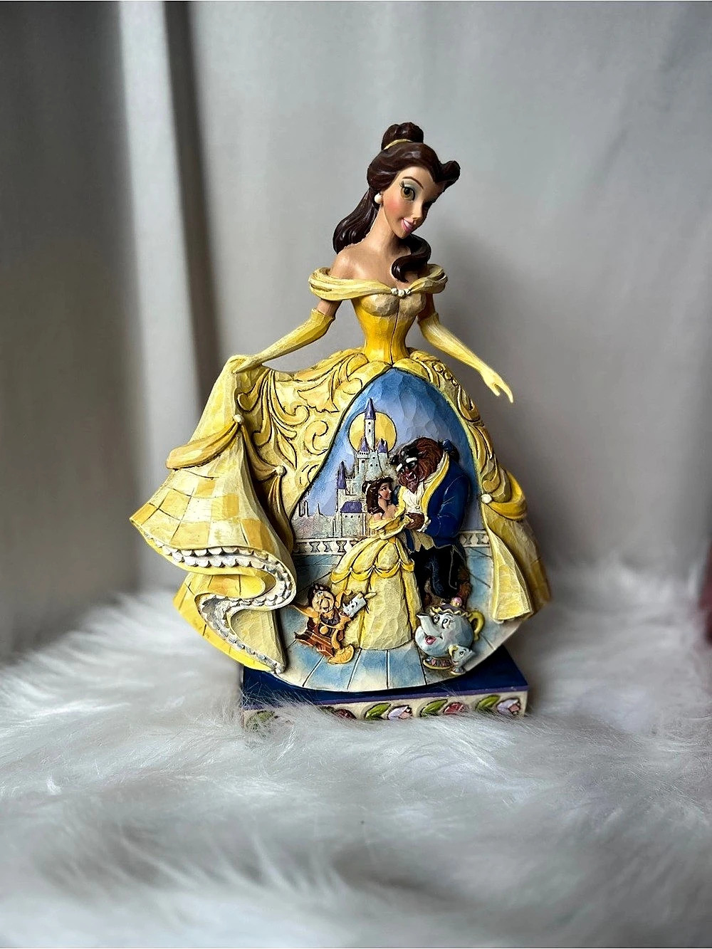 Jim Shore Enesco Walt Disney Belle Disney Traditions Figurine Yellow